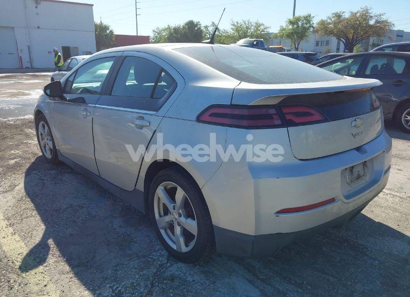 Photo 3 of 2014 Chevrolet Volt (VIN 1G1RA6E42EU170811)