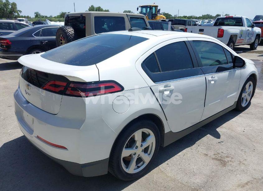 Photo 4 of 2015 Chevrolet Volt (VIN 1G1RA6E43FU111851)