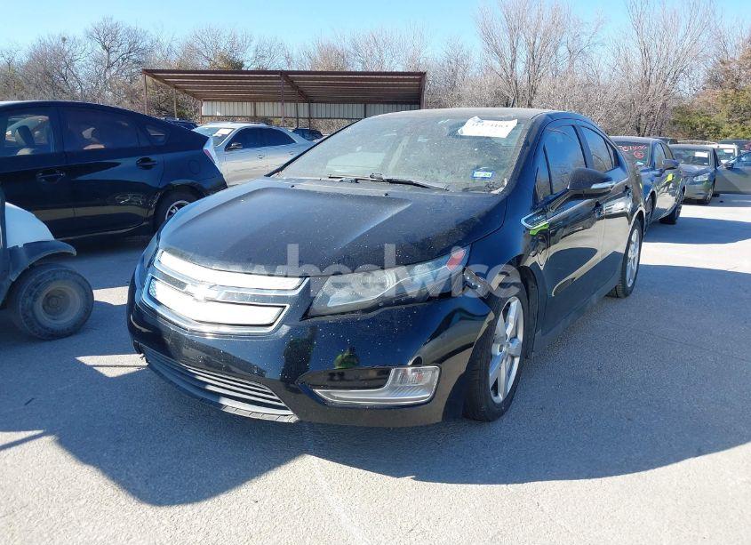 Photo 2 of 2013 Chevrolet Volt (VIN 1G1RA6E44DU105697)