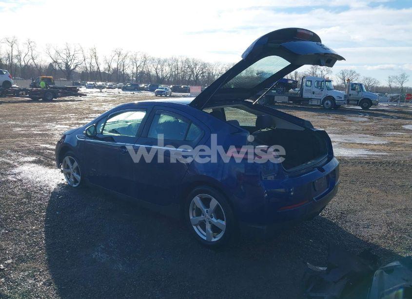 Photo 3 of 2013 Chevrolet Volt (VIN 1G1RA6E44DU113671)