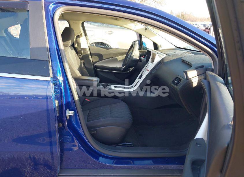 Photo 5 of 2013 Chevrolet Volt (VIN 1G1RA6E44DU113671)