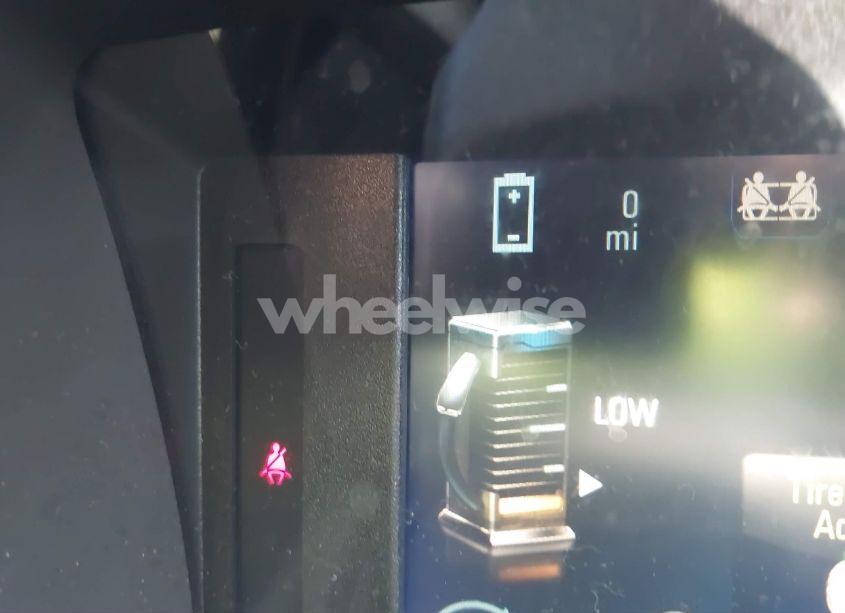 Photo 13 of 2013 Chevrolet Volt (VIN 1G1RA6E44DU144516)