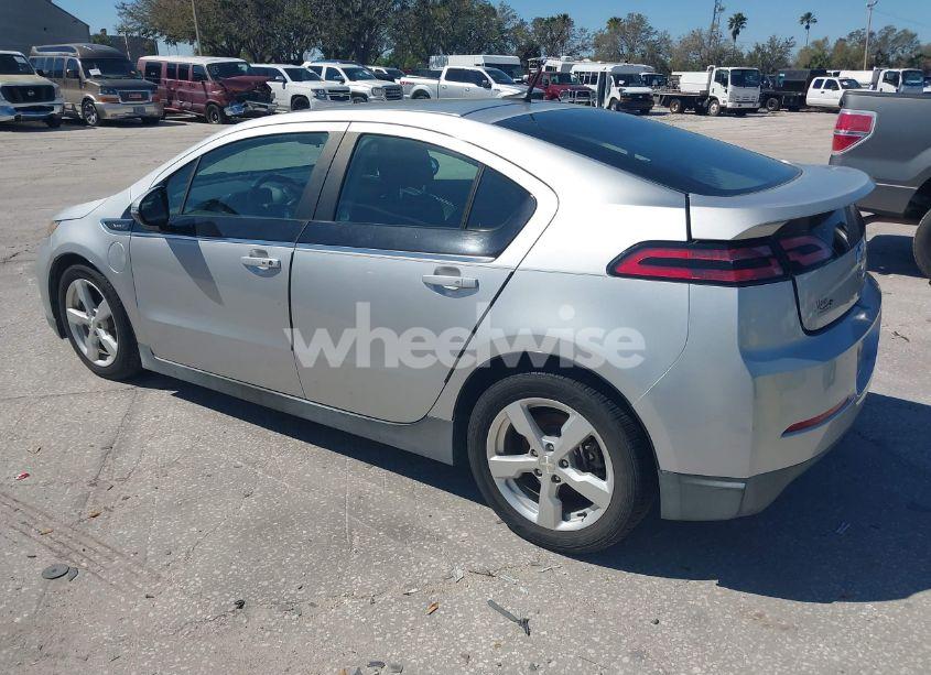 Photo 3 of 2014 Chevrolet Volt (VIN 1G1RA6E46EU122471)