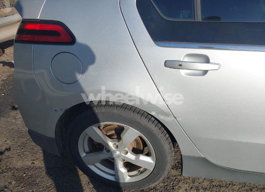 Photo 6 of 2012 Chevrolet Volt (VIN 1G1RA6E49CU109128)