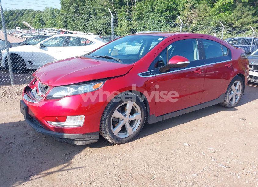 Photo 2 of 2014 Chevrolet Volt (VIN 1G1RA6E4XEU154372)