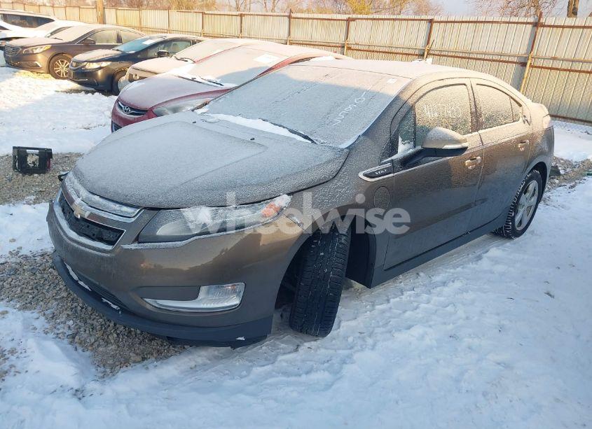 Photo 2 of 2015 Chevrolet Volt (VIN 1G1RA6E4XFU110857)