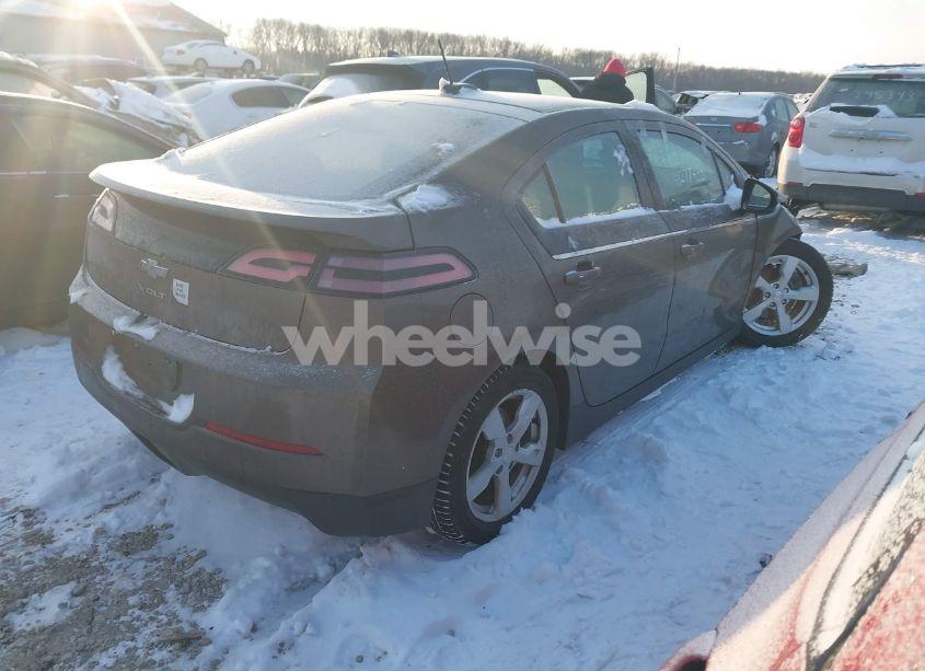 Photo 4 of 2015 Chevrolet Volt (VIN 1G1RA6E4XFU110857)