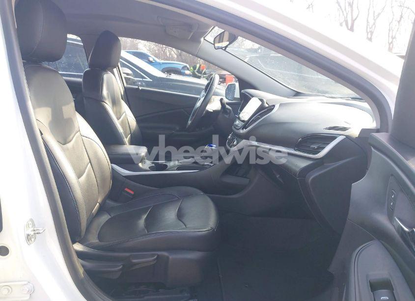 Photo 5 of 2017 Chevrolet Volt LT (VIN 1G1RA6S51HU119513)