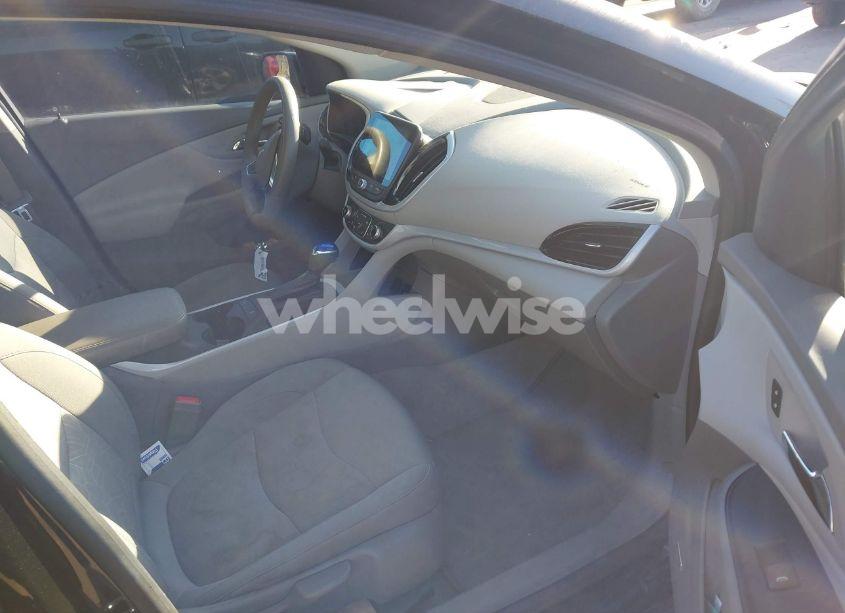 Photo 5 of 2017 Chevrolet Volt LT (VIN 1G1RA6S53HU106875)