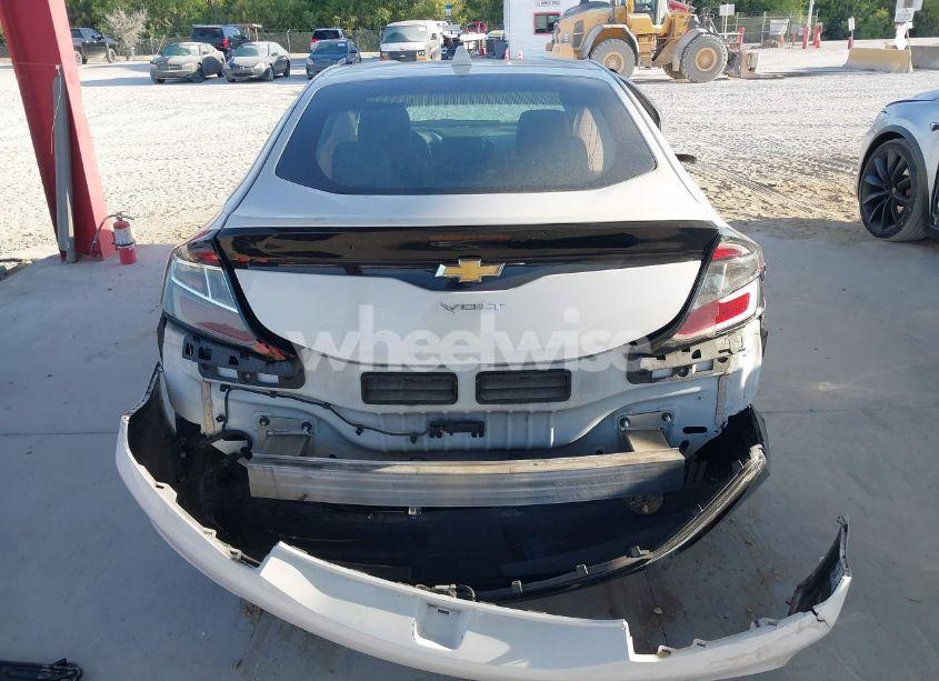 Photo 16 of 2018 Chevrolet Volt LT (VIN 1G1RA6S53JU113265)
