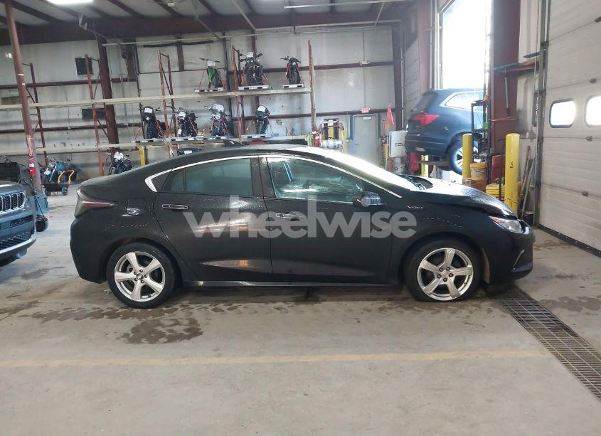 Photo 13 of 2017 Chevrolet Volt LT (VIN 1G1RA6S55HU181111)