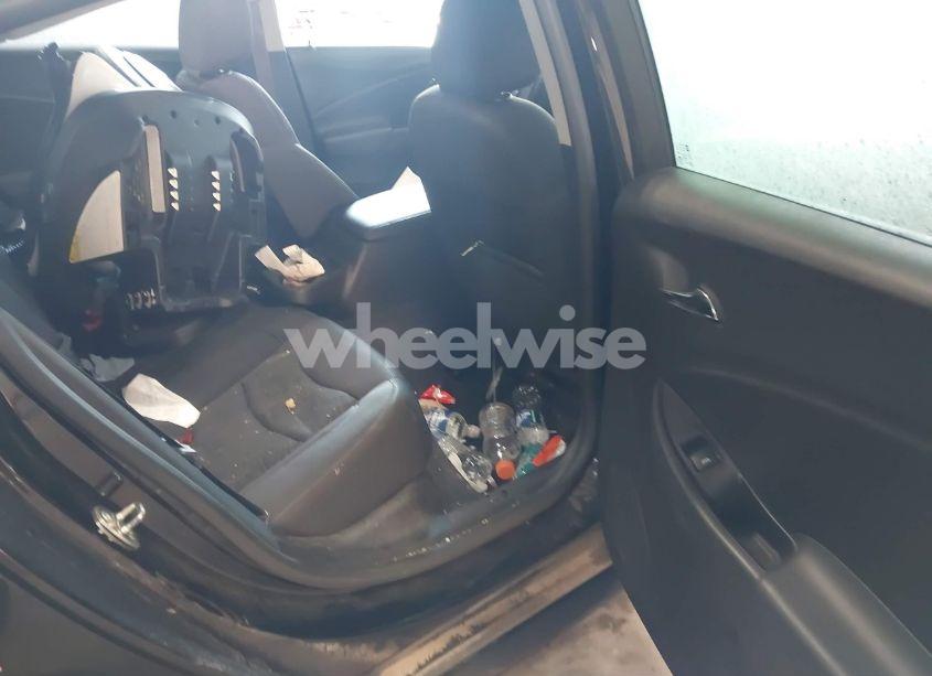 Photo 8 of 2017 Chevrolet Volt LT (VIN 1G1RA6S55HU181111)