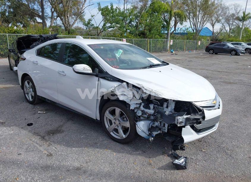 2018 Chevrolet Volt LT (VIN 1G1RA6S55JU157283) main photo
