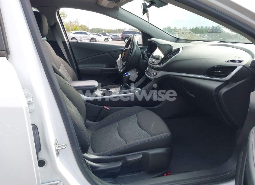 Photo 5 of 2018 Chevrolet Volt LT (VIN 1G1RA6S55JU157283)