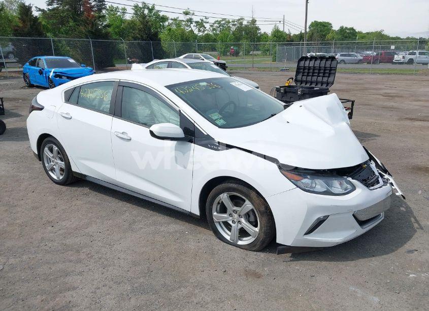 2018 Chevrolet Volt LT (VIN 1G1RA6S58JU157357) main photo
