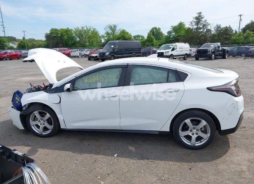 Photo 14 of 2018 Chevrolet Volt LT (VIN 1G1RA6S58JU157357)