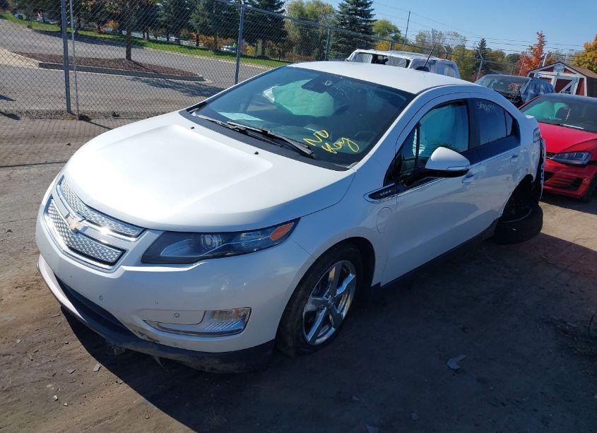 Photo 2 of 2015 Chevrolet Volt (VIN 1G1RB6E40FU137871)