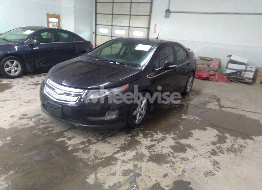 Photo 2 of 2012 Chevrolet Volt (VIN 1G1RB6E42CU107184)