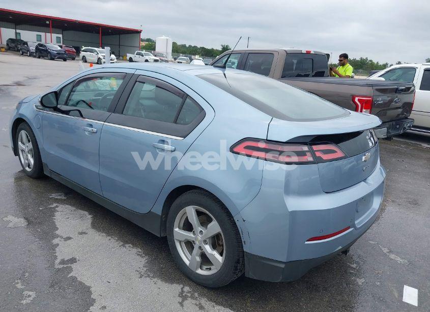 Photo 3 of 2013 Chevrolet Volt (VIN 1G1RB6E45DU122389)