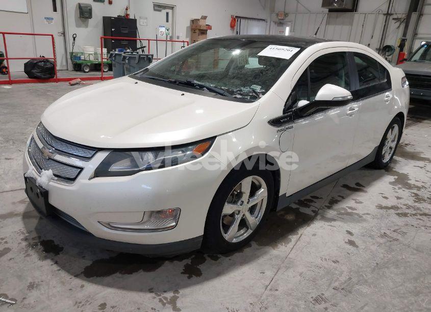 Photo 2 of 2012 Chevrolet Volt (VIN 1G1RB6E46CU102019)