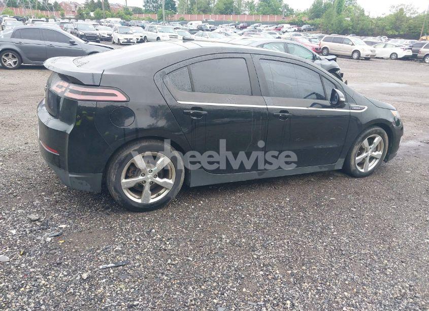 Photo 4 of 2013 Chevrolet Volt (VIN 1G1RB6E46DU100949)
