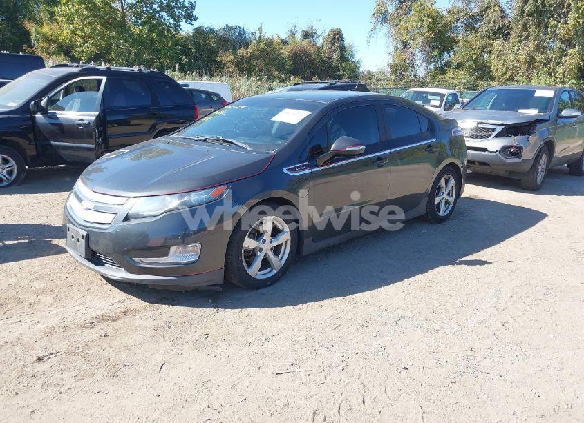 Photo 2 of 2014 Chevrolet Volt (VIN 1G1RB6E46EU128056)