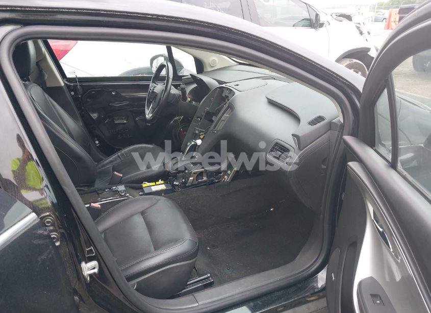 Photo 5 of 2012 Chevrolet Volt (VIN 1G1RB6E49CU115749)