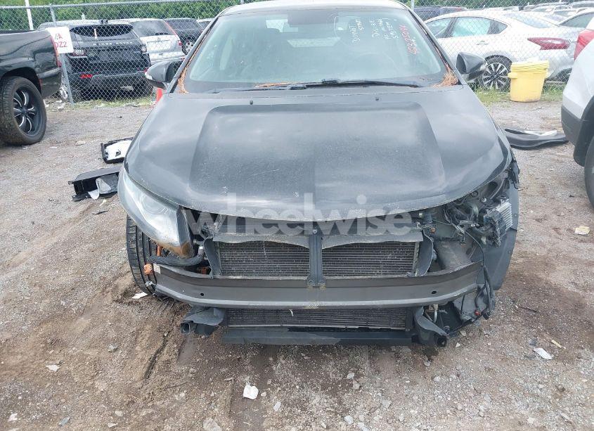 Photo 6 of 2012 Chevrolet Volt (VIN 1G1RB6E49CU115749)