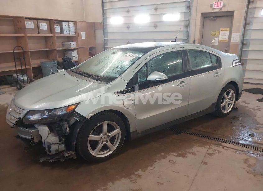 Photo 2 of 2012 Chevrolet Volt (VIN 1G1RB6E4XCU108437)