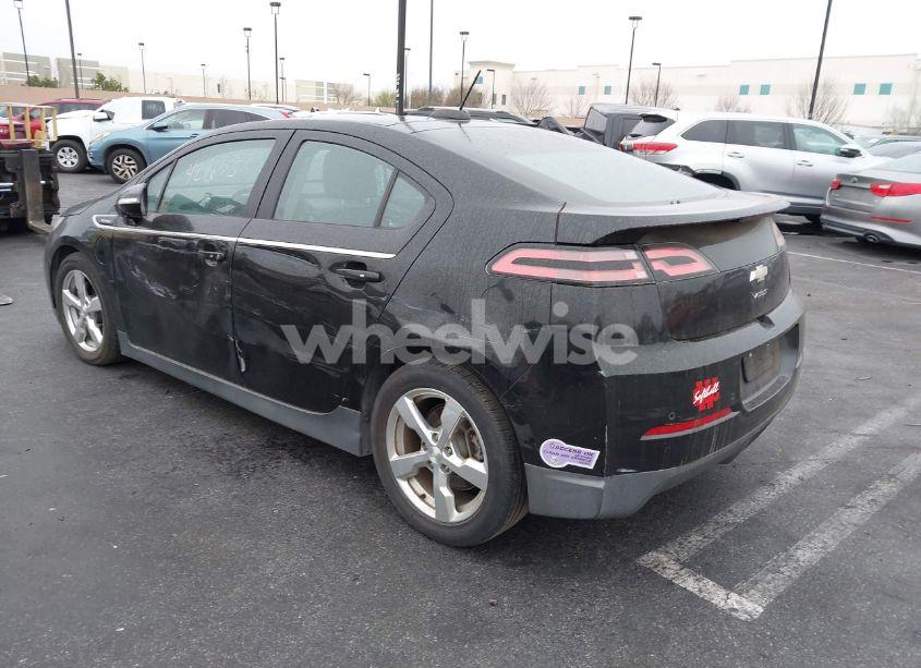 Photo 3 of 2015 Chevrolet Volt (VIN 1G1RB6E4XFU104411)