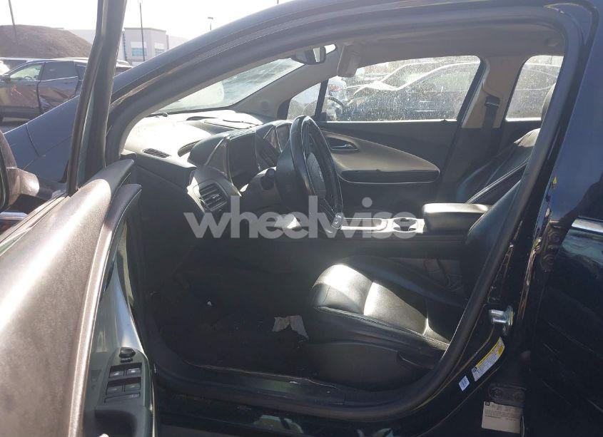 Photo 5 of 2015 Chevrolet Volt (VIN 1G1RB6E4XFU104411)