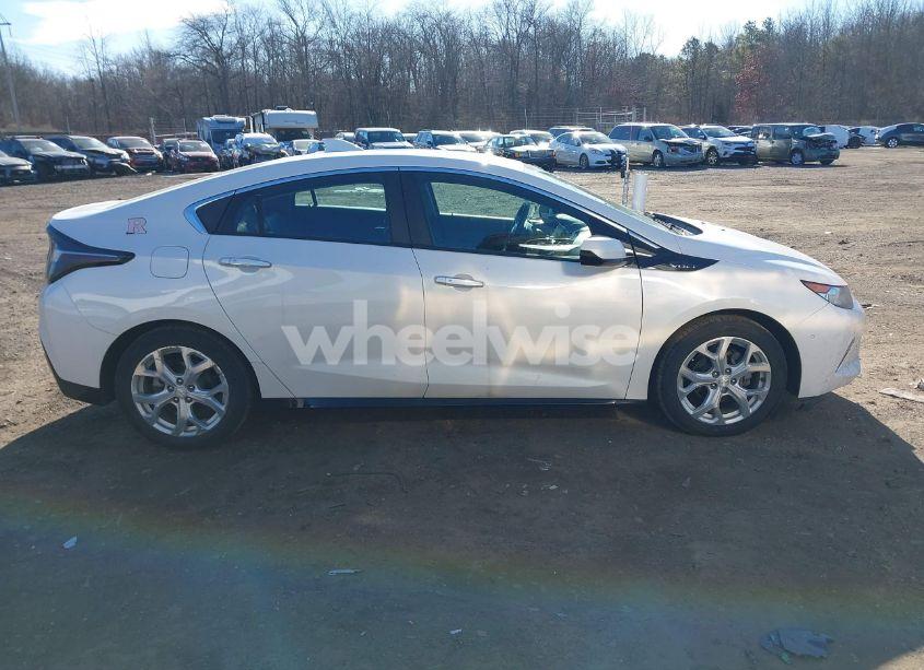 Photo 13 of 2018 Chevrolet Volt PREMIER (VIN 1G1RB6S56JU126802)