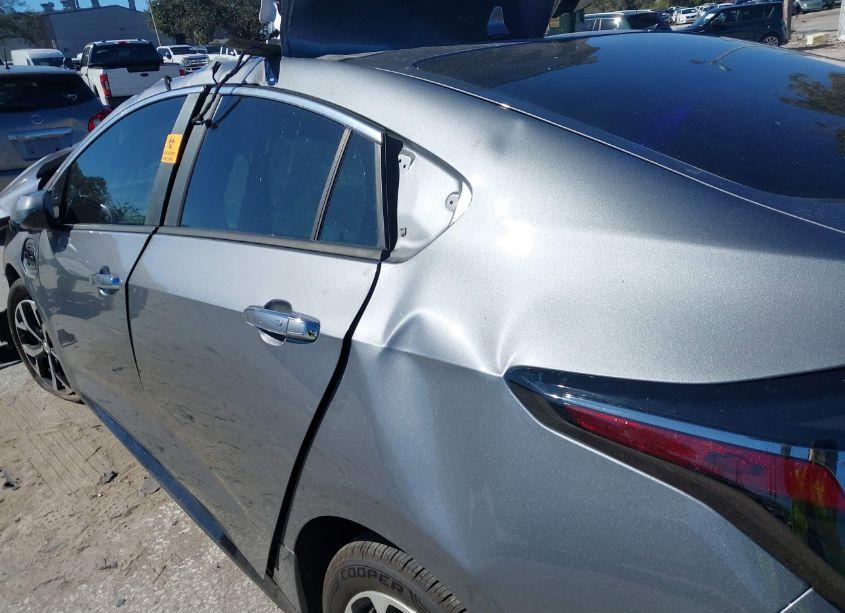 Photo 18 of 2018 Chevrolet Volt PREMIER (VIN 1G1RB6S56JU155619)