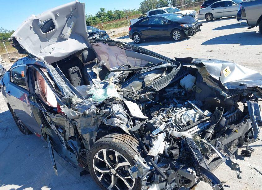 Photo 6 of 2018 Chevrolet Volt PREMIER (VIN 1G1RB6S56JU155619)