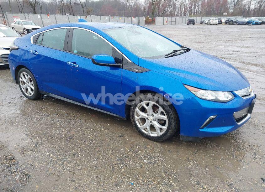 2018 Chevrolet Volt PREMIER (VIN 1G1RB6S57JU115324) main photo