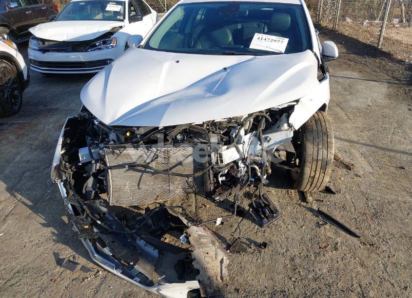 Photo 6 of 2018 Chevrolet Volt PREMIER (VIN 1G1RB6S57JU156942)