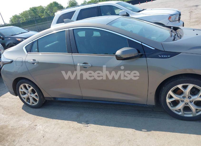 Photo 13 of 2017 Chevrolet Volt PREMIER (VIN 1G1RB6S58HU129775)