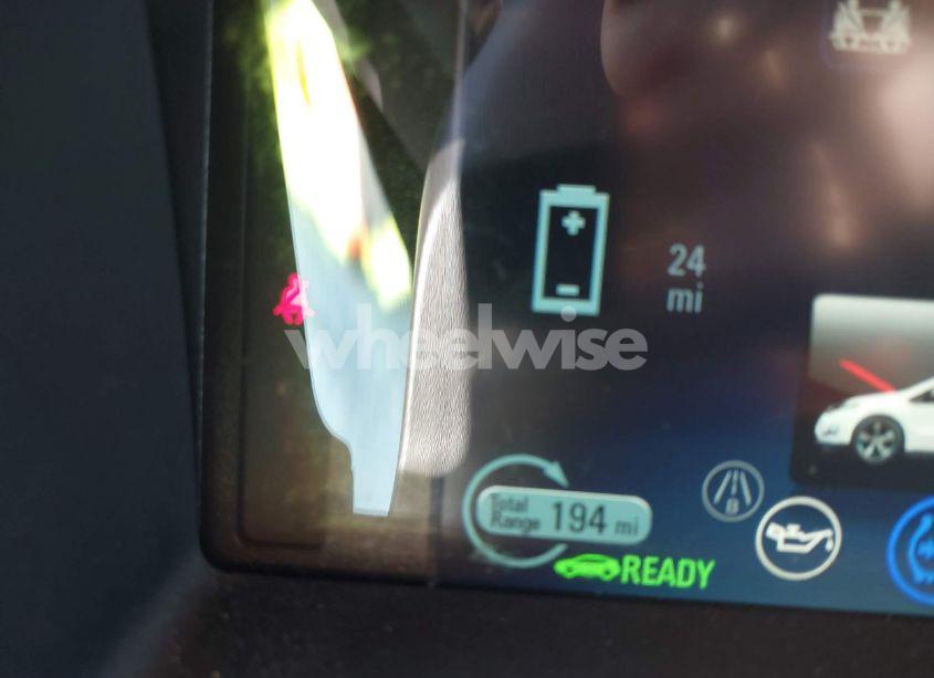 Photo 13 of 2015 Chevrolet Volt (VIN 1G1RC6E40FU141674)