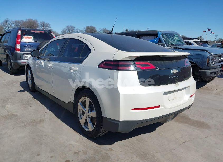 Photo 3 of 2011 Chevrolet Volt (VIN 1G1RC6E43BU100644)