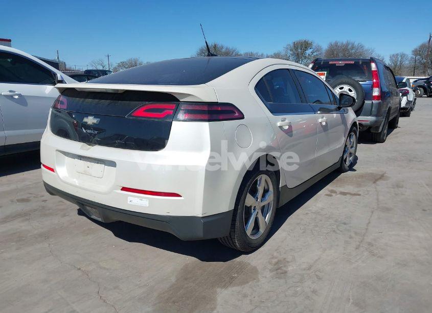 Photo 4 of 2011 Chevrolet Volt (VIN 1G1RC6E43BU100644)