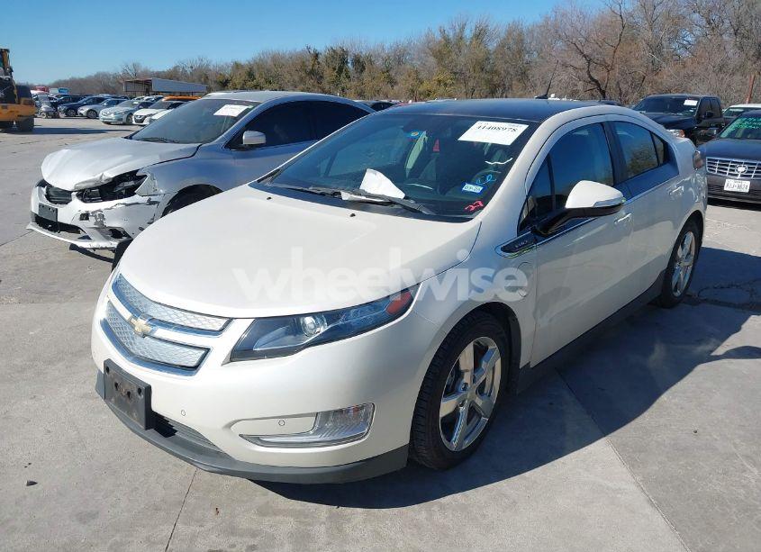 Photo 2 of 2011 Chevrolet Volt (VIN 1G1RC6E43BU102216)