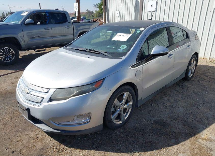 Photo 2 of 2011 Chevrolet Volt (VIN 1G1RC6E44BU100586)