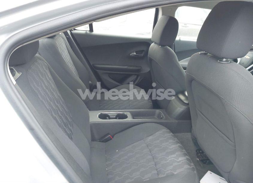 Photo 8 of 2011 Chevrolet Volt (VIN 1G1RC6E45BU100273)