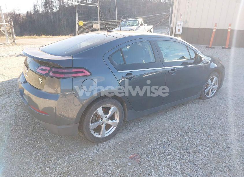 Photo 4 of 2011 Chevrolet Volt (VIN 1G1RC6E46BU099070)
