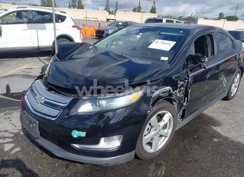 Photo 2 of 2015 Chevrolet Volt (VIN 1G1RC6E46FU112051)