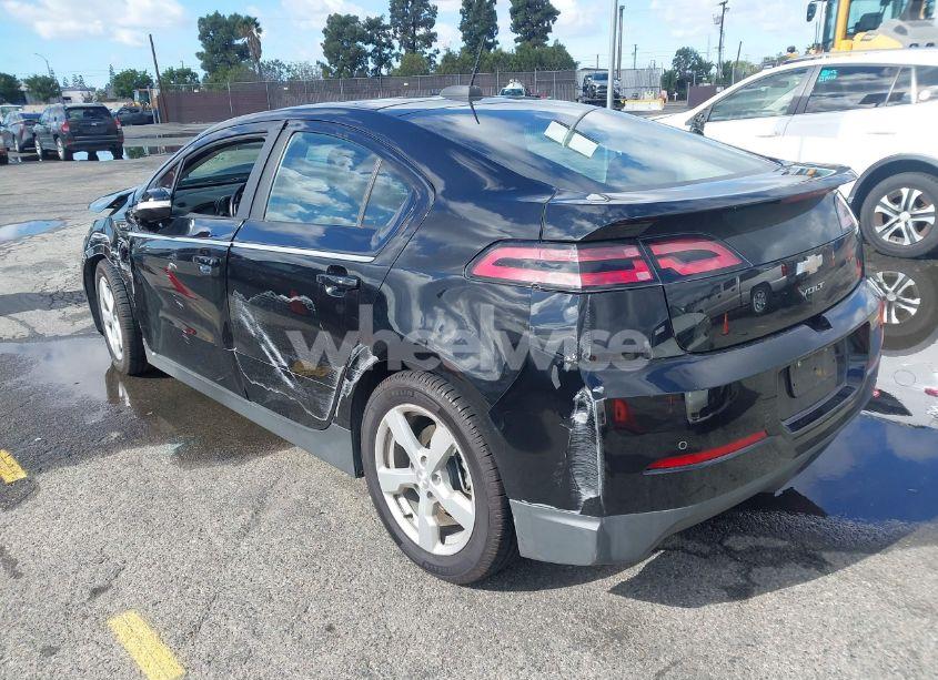 Photo 3 of 2015 Chevrolet Volt (VIN 1G1RC6E46FU112051)