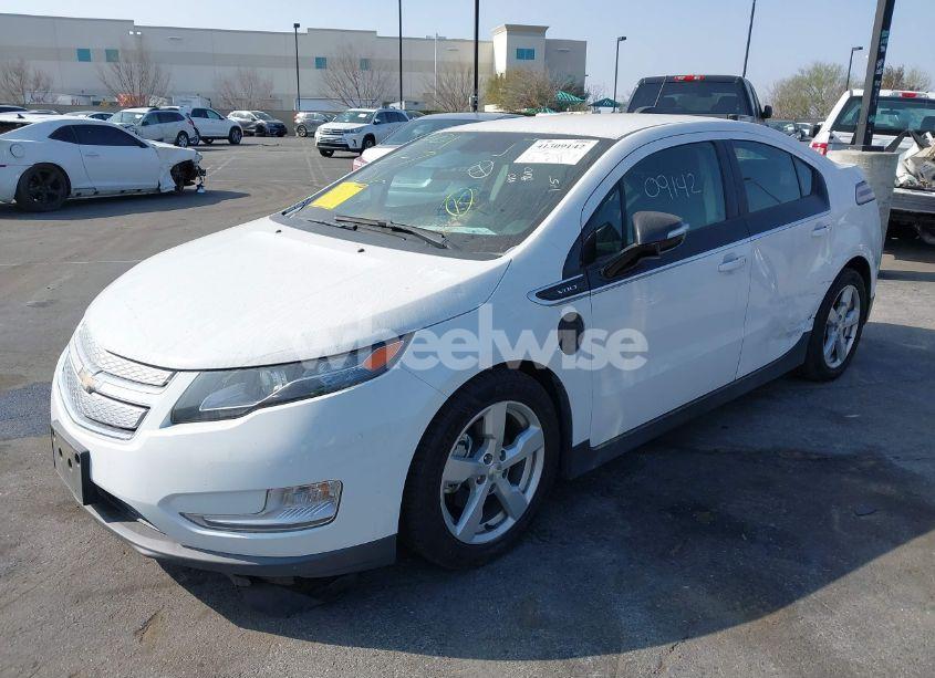Photo 2 of 2015 Chevrolet Volt (VIN 1G1RC6E46FU124359)