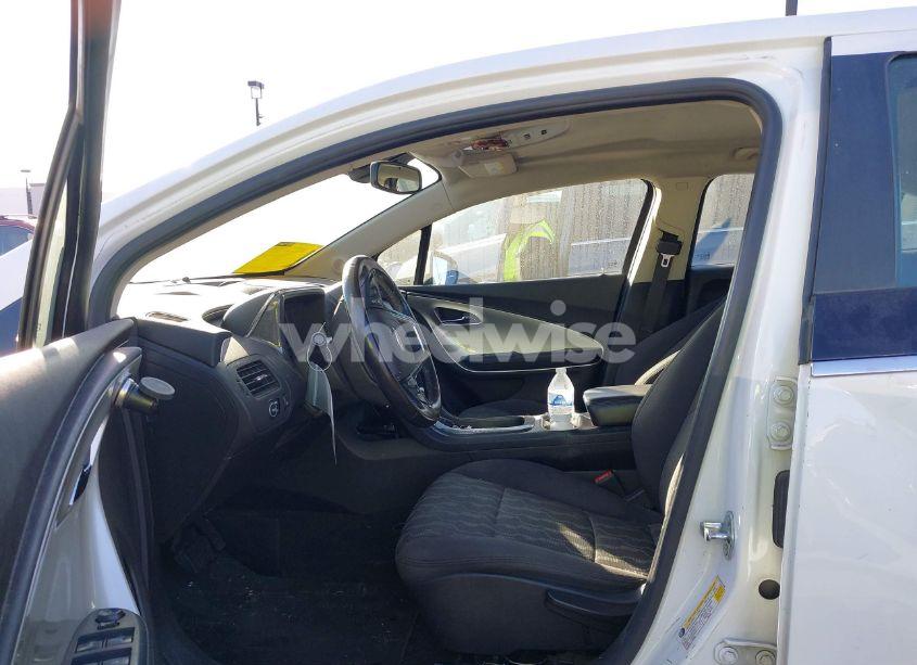 Photo 5 of 2015 Chevrolet Volt (VIN 1G1RC6E46FU124359)