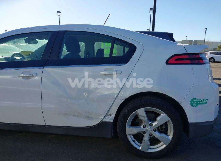 Photo 6 of 2015 Chevrolet Volt (VIN 1G1RC6E46FU124359)