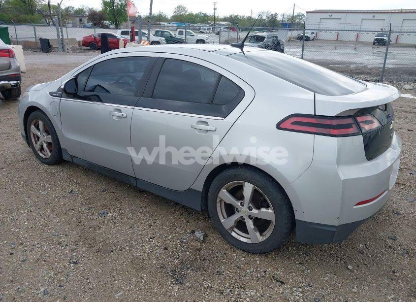 Photo 3 of 2011 Chevrolet Volt (VIN 1G1RC6E48BU102955)